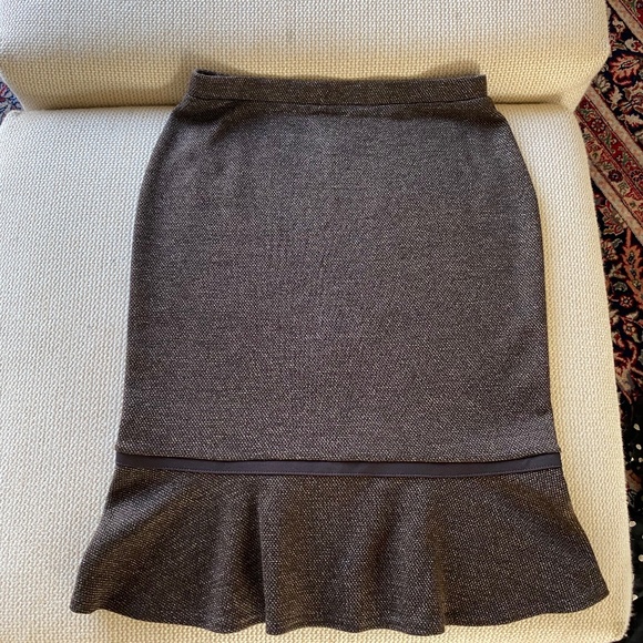Gently used Simple manakin brown skirt - Picture 1 of 2